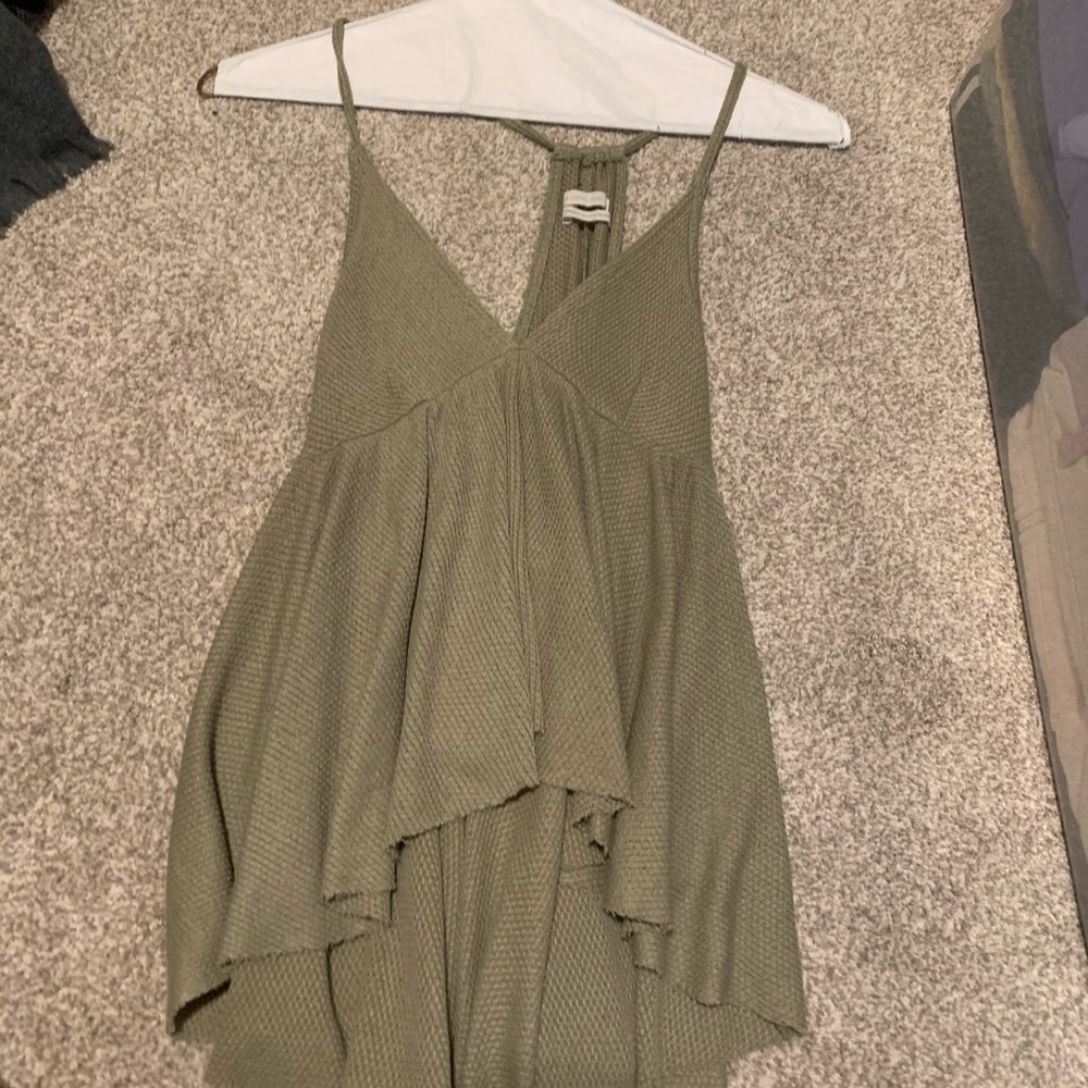 Green tunic, flowy tank top